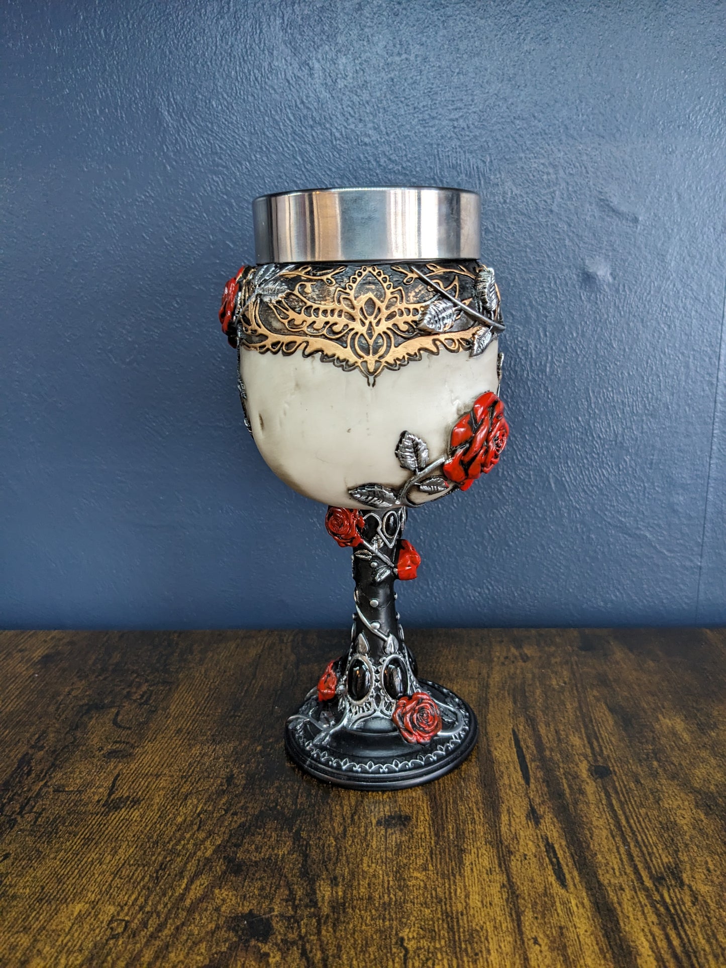 Gothic Roses Goblet