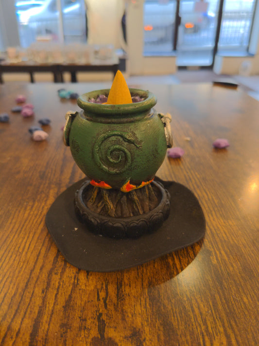 Emerald cauldron back flow